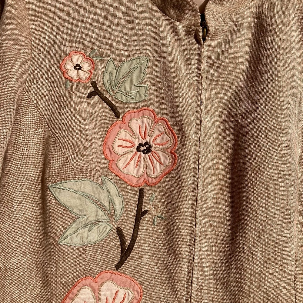 Dressbarn Floral Embroidered Linen Blend Jacket | Size 10 - Picture 5 of 16
